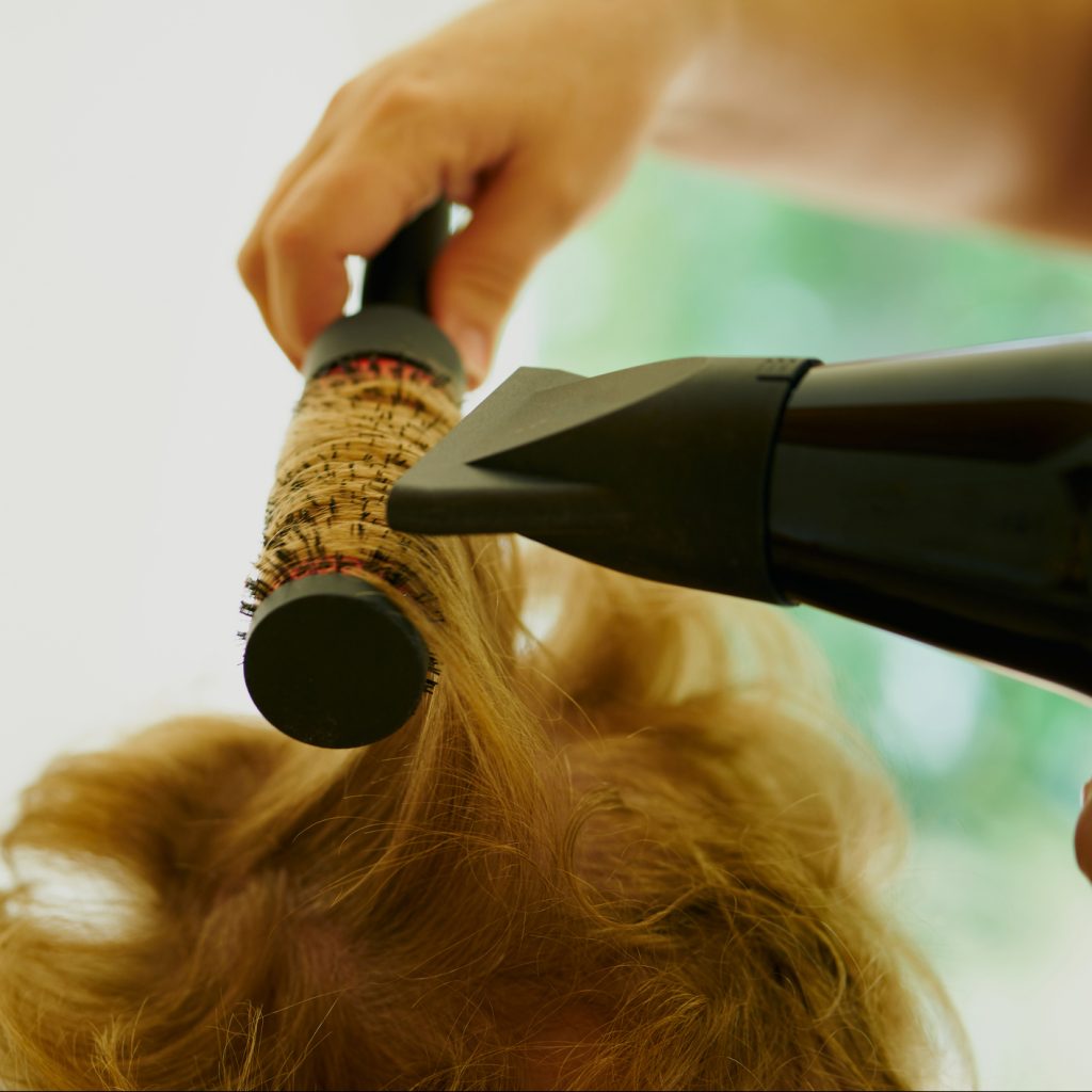Secador de pelo iónico, ¿conoces sus beneficios?, Blog