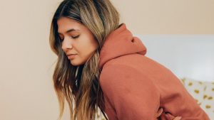 Mujer con endometriosis