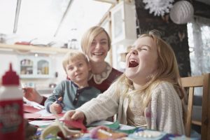 Esta Semana Santa disfruta haciendo manualidades en familia.