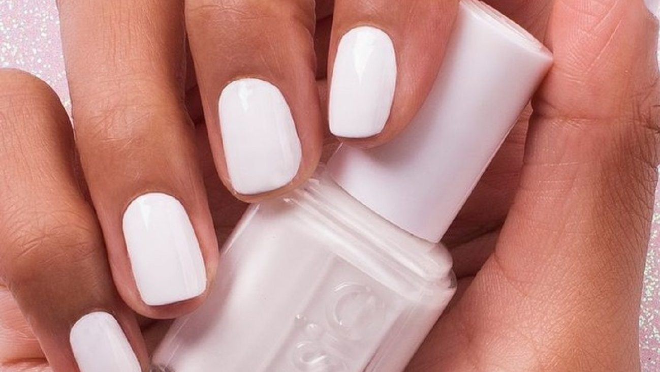 Cómo pintarse las uñas en verano manicuras para todos los gustos