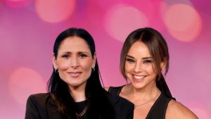 Rosa López y Chenoa