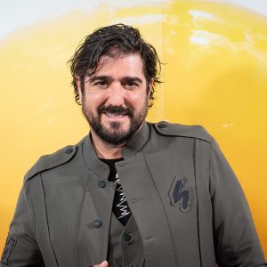 Antonio Orozco El músico posa sonriente ante las cámaras.