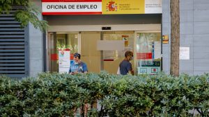 Exteriores de la oficina del SEPE en la Comunidad de Madrid.