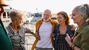 Grupo de Hombres y mujeres