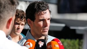 Iñigo Onieva reaparece ante los medios para hablar sobre su ruptura