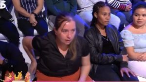 Una mujer abandona el programa de Fiesta