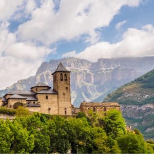 Estos son los 10 pueblos más bonitos de España para visitar en otoño
