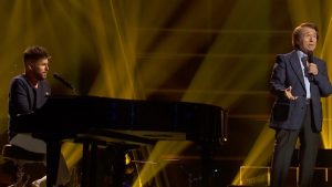 Pablo López y Raphel en La voz