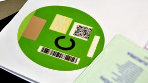 Environmental pollution sticker to circulate in the car