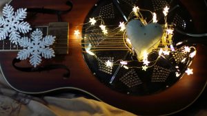 Nos adentramos en diciembre con la mejor banda sonora para despedir el año