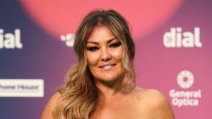 Amaia Montero en el photocall de los Premios Dial.