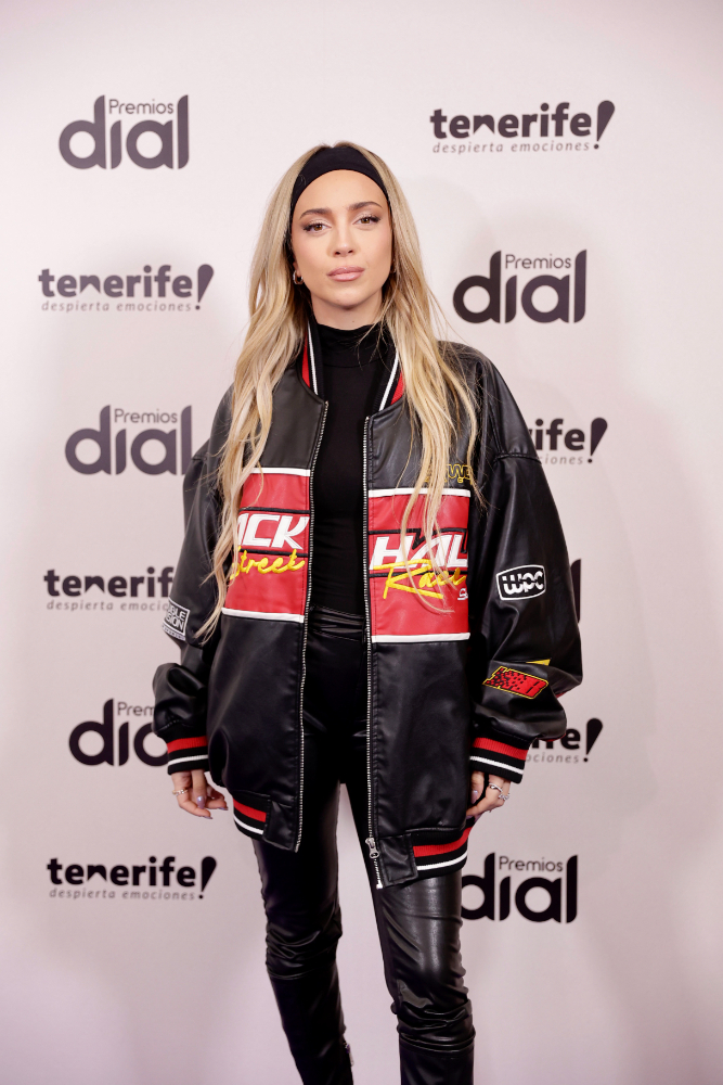 Ana Mena rueda de prensa Premios Dial