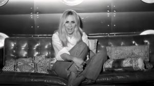 Marta Sánchez en el videoclip de su nuevo tema: Contigo