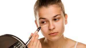 La guía definitiva para aplicarte el corrector de ojeras.