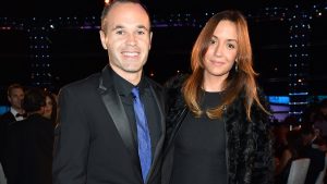 Andrés Iniesta y Anna Ortiz