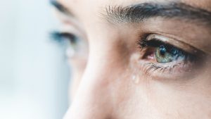 Por qué nos lloran los ojos en invierno.