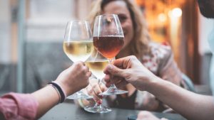 El alcohol puede acelerar el alzhéimer