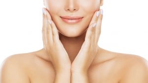 Los 4 trucos para adelgazar la cara