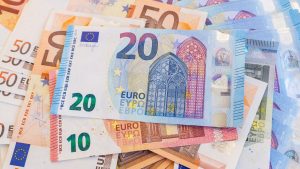 Euro banknotes