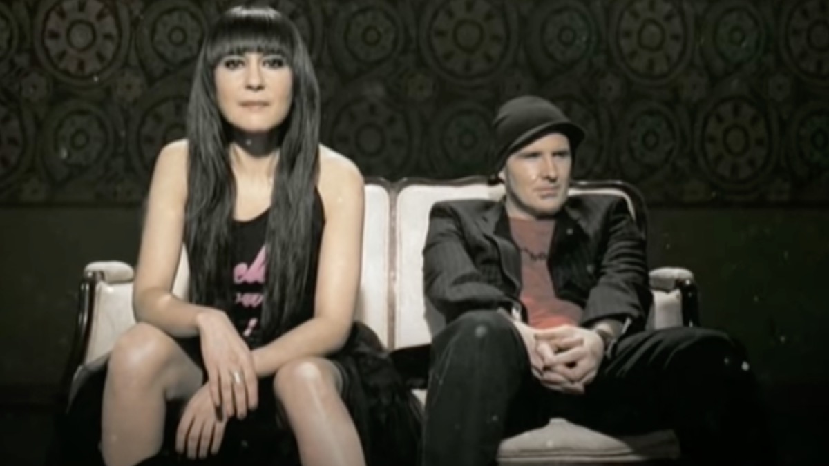 Eva y Juan de Amaral en uno de sus videoclips