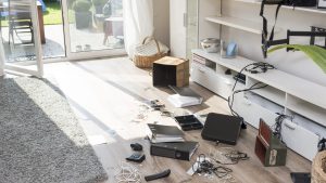 LADRONES ROBAN EN CASA