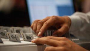 Mass Delivery of Temporary Residence Permit to Venezuelan Migrants