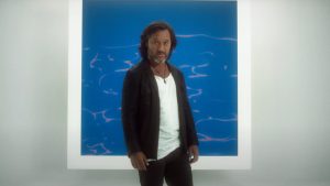 Diego Torres en el videoclip de Parece Mentira