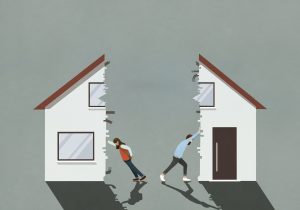 Una pareja se separa y abandona su vivienda.