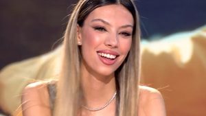 Alejandra Rubio hablando en 'Así es la vida' en Telecinco.