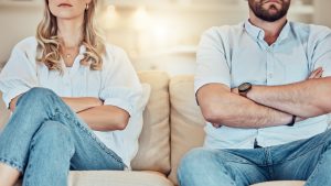 Firedooring, el nuevo término que alerta que tu relación de pareja está desproporcionada. curving