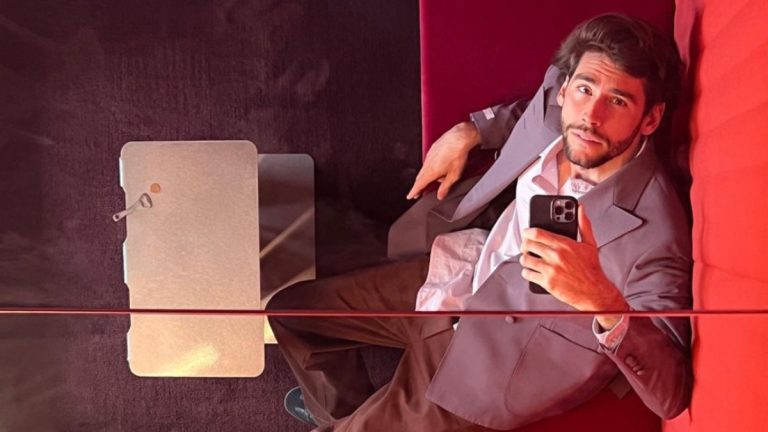 Álvaro Soler llega con nuevo 