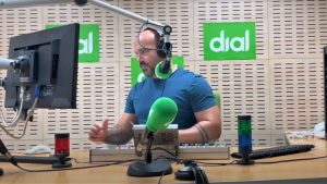 El texto del párrafo