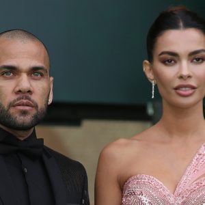 Dani Alves y Joana Sanz