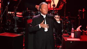 Julio Iglesias