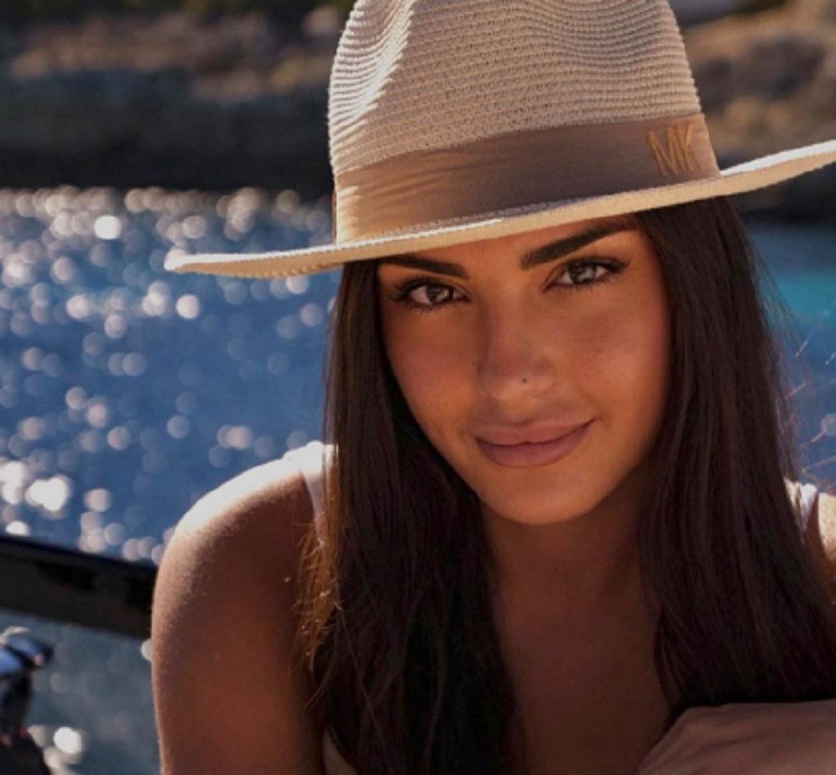 El altercado con la prensa que 'supera' a Belén Perea, la 'amiga 