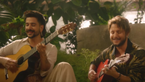 Camilo y Manuel Carrasco videoclip de Salitre