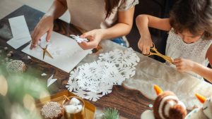 Manualidades para hacer con niños esta Navidad