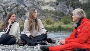 PLaneta Calleja con las hermanas Pombo