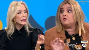 Pilar Vidal y Carmen Lomana