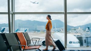 Embarcar avión aeropuerto volar