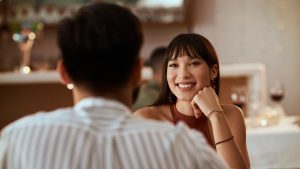 Una pareja en un cita