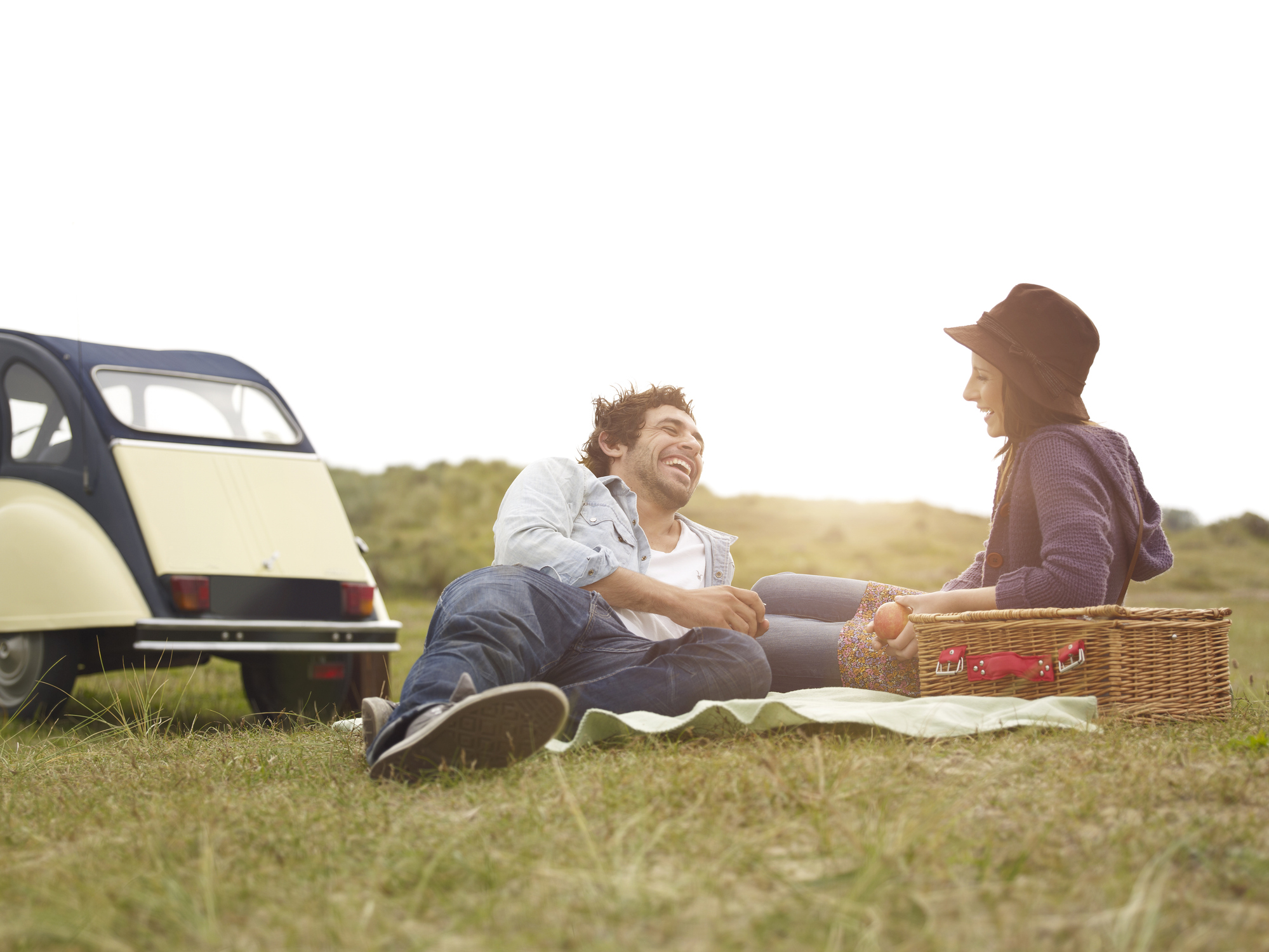 Cita en un picnic (Getty)