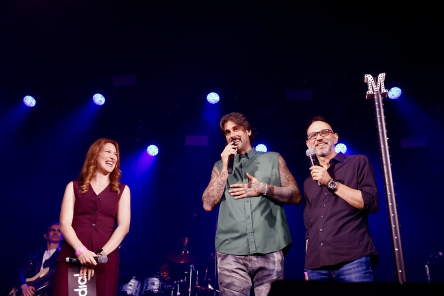 Dial en concierto con Melendi