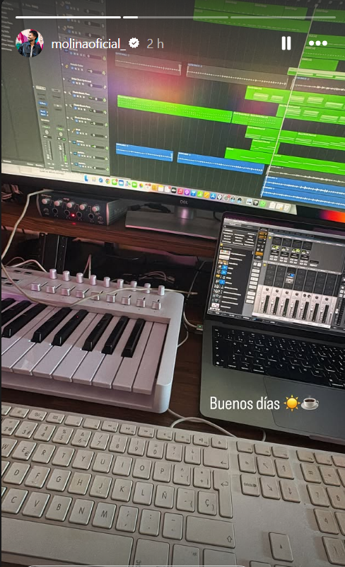 Antoñito Molina en su estudio de grabación